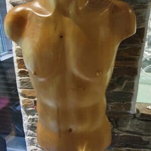 Stumer Diener Männer Torso Kleider Holz Granit