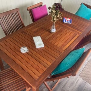 Garten-/Terrassentisch aus Akazienholz + 6 Stühle + Abdeckhaube