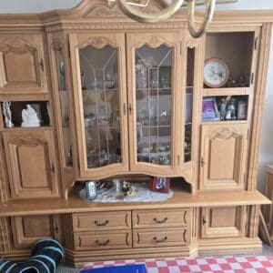 Wohnwand aus Echtholz, gut erhalten