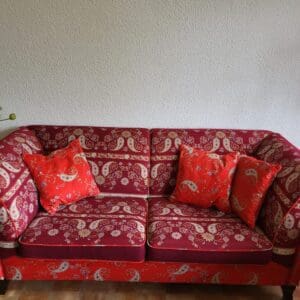 Sitzgarnitur / 1x2sitzer/1x2,5sitzer/1 Hocker