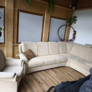 Sofa und Sessel