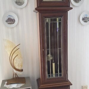 Merano Nussbaum Standuhr