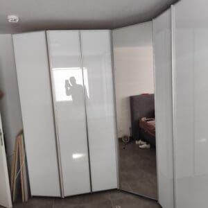 Schlafzimmerschrank über 2 Wände - Rolf Weber 401 Studioline SZ (Ostermann)