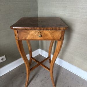 Antiker Beistelltisch Nähtisch Kirschholz