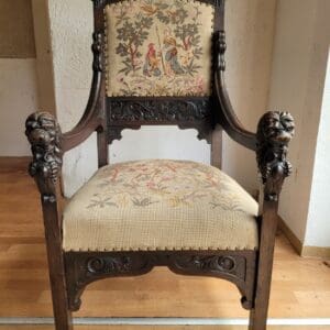 Antiker Sammlerstuhl - kunstvoll geschnitzt - echtes Unikat