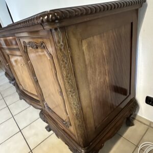 Anrichte Seitenansicht rechts