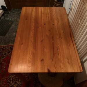 Tisch, Kiefer massiv