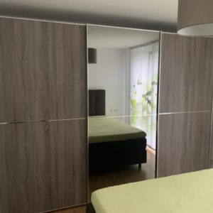 Schlafzimmerwandschrank