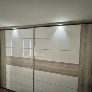 Schlafzimmer Kombi Bett und Schrank