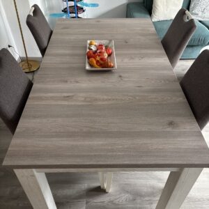 Esstisch mit 4 Stühle