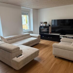 Gesamte Wohnungseinrichtung