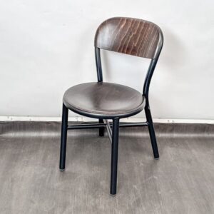 Design Stuhl Magis Pipe Jasper Morrison