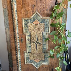 Antiker handbemalter Bauernschrank – Einzelstück mit Ornamentik & Charakter