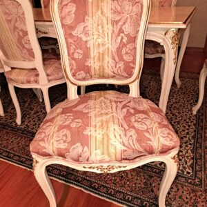 6 Stühle im Rokokostil