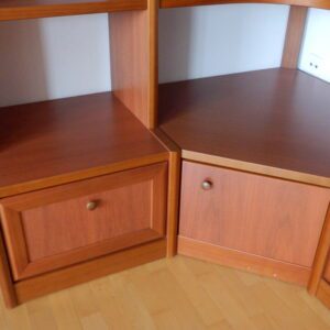 Bücherregal Übereck, Ansicht Schubladen links/Ecke