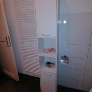 Badezimmer Hochschrank wie neu
