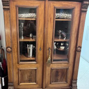 Vitrine, Erbstück