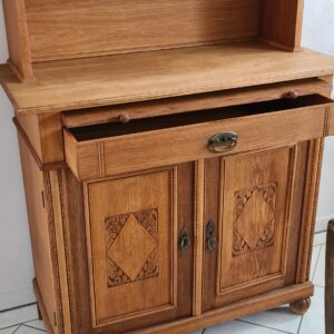 130 Jahre alte Anrichte, massiv Eiche