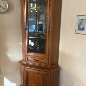 Antike Vitrine