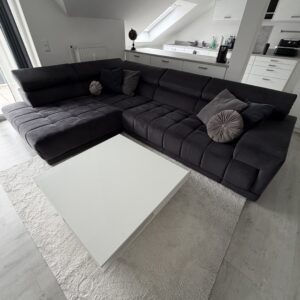 Modernes Sofa in Anthrazit - sehr guter Zustand