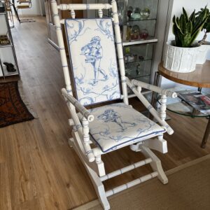 Schaukelstuhl ANTIK asian victorian
