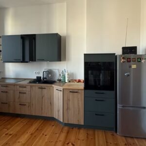 Fast neu! Edle Küche mit Markengeräten