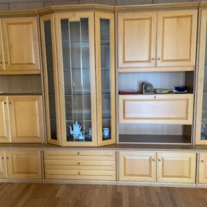 Wohnzimmerschrank