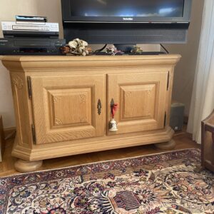 TV Schrank