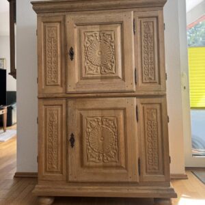 Eiche Vollholz Schrank klein
