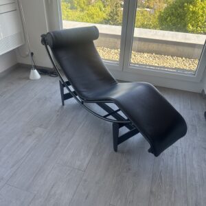 Cassina LC4