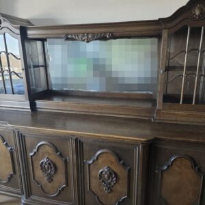 Antiker Schrank mit Vitrinen plus passender Beischrank
