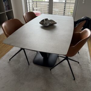 BoConcept Alicante Ausziehbarer Tisch mit Keramiktischplatte