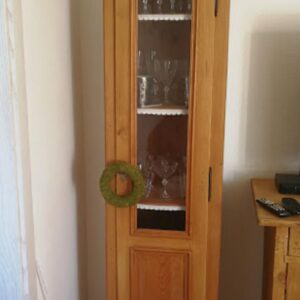 Wunderschöne, rustikale Vitrine 