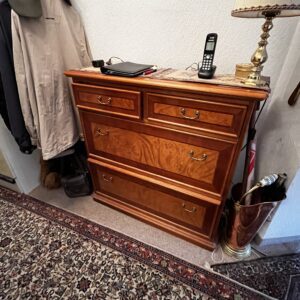 Sehr schöner Schuhschrank
