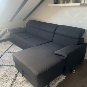 Sofa mit Schlaffunktion + Bettkasten + verstellbare Nackenstützen