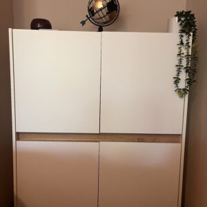 Wohnzimmerkommode