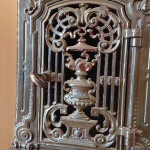 Antiker Gusseisenofen / Gründerzeit-Jugendstil Kohleofen um 1880–1900