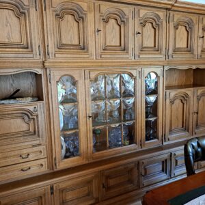 Wohnzimmerschrank aus Vollholz