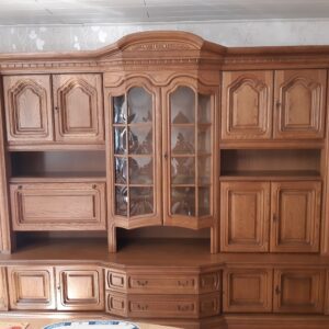 Wohnzimmerschrank