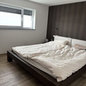 Bett Hasena