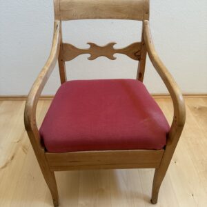 Antiker Stuhl