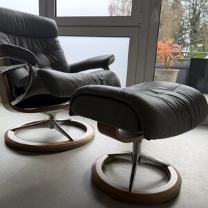 Stressless Sessel M Leder Silver/Grau Paloma mit Hocker